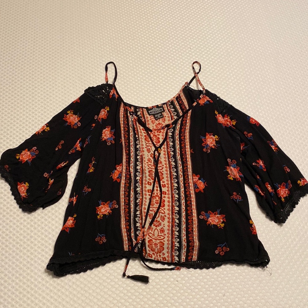 Angie Crop Flow top!